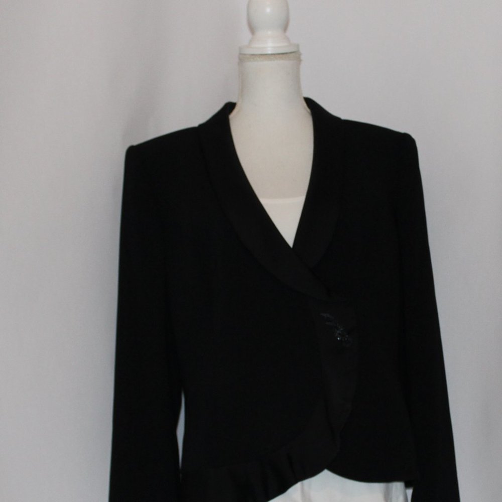 Elie Tahari Black Jacket